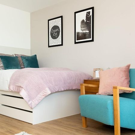 Chic Apartments And Studios At The Point In Aberdeen Luaran gambar